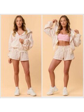 Blogilates 1X Marshmallow Hoodie Cream Floral Oversized Zip Up Coquette NWT